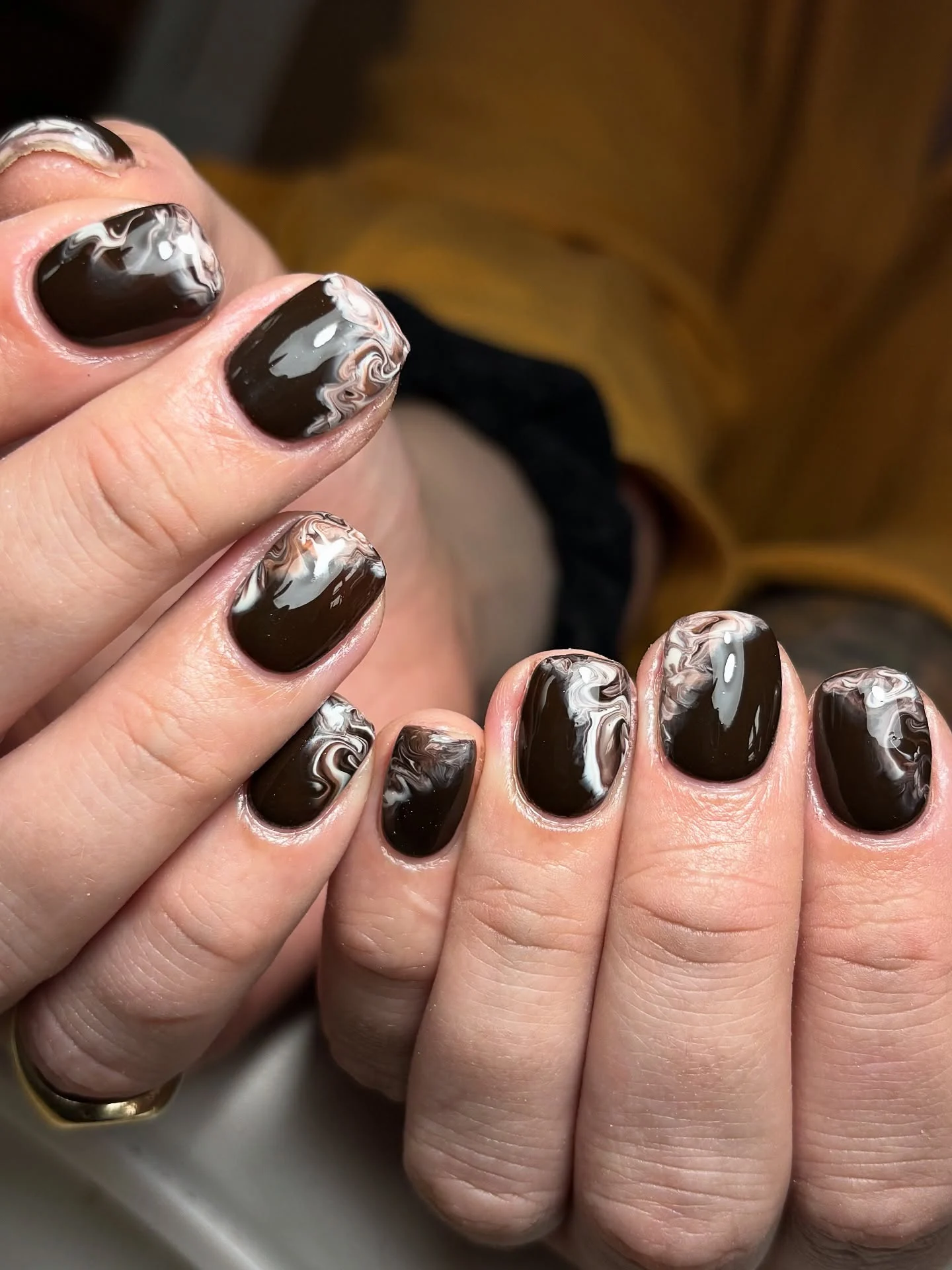 18+ Cute Short Fall Nails Ideas with Neutral Tones You’ll Love This Season 8 Short Mocha Nails