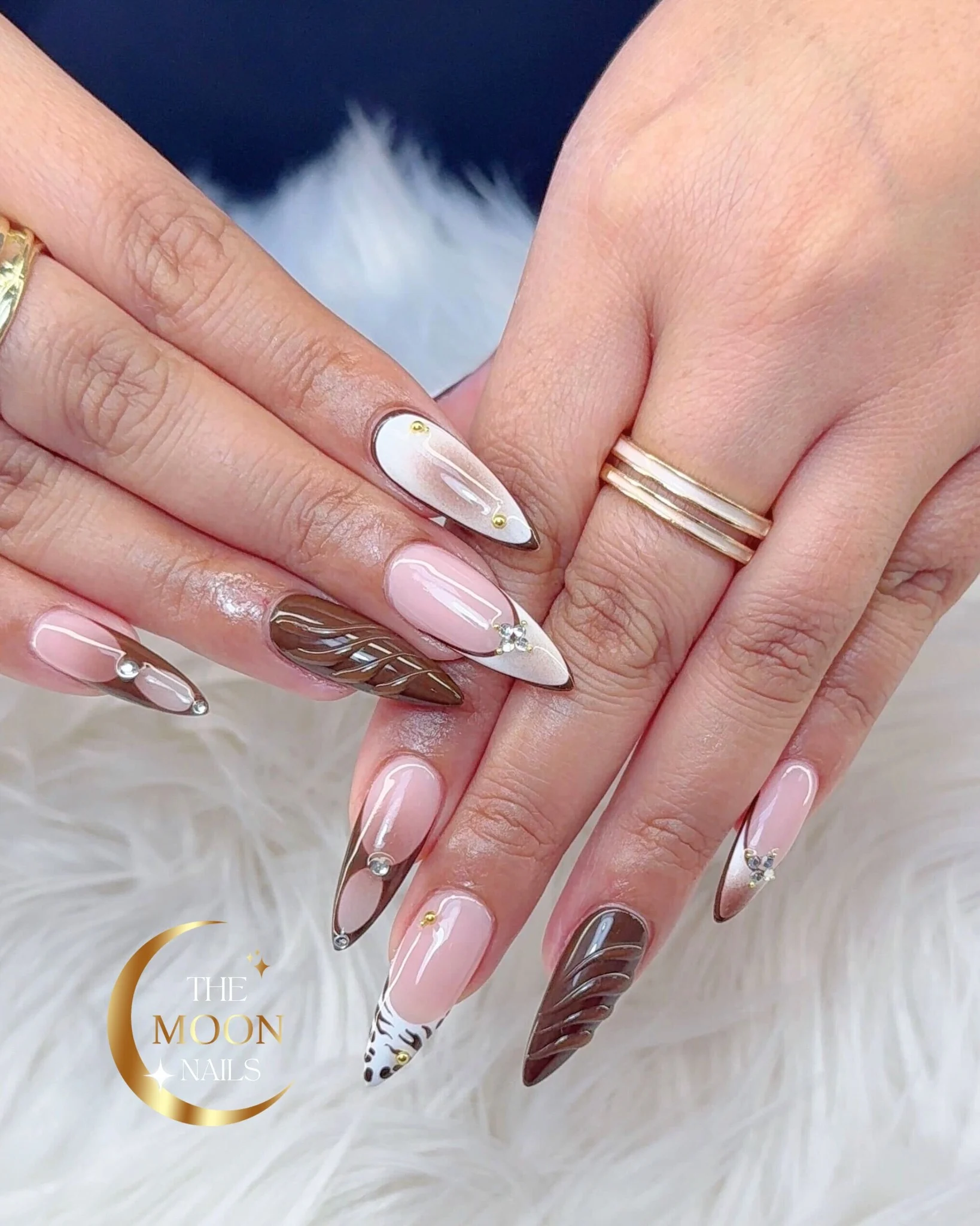 18+ Cute Short Fall Nails Ideas with Neutral Tones You’ll Love This Season 5 Soft Caramel Short Nails